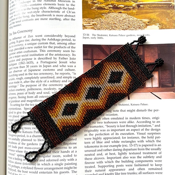 NWOT Handmade Beaded Loomed Cuff - Picture 2 of 2